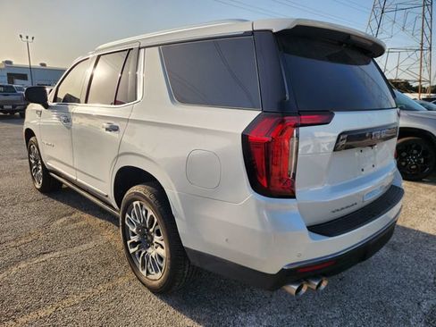 Used 2023 GMC Yukon Denali Ultimate AWD/4WD image 4