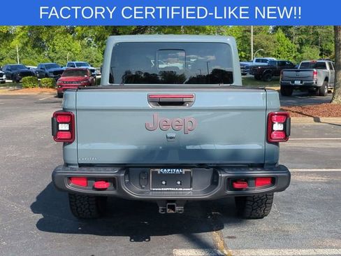 Certified 2025 Jeep Gladiator Rubicon w/ Convenience Group AWD/4WD image 4