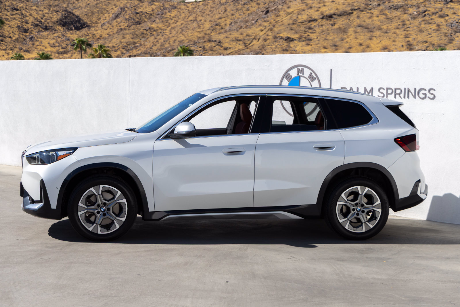 Certified 2023 BMW X1 xDrive28i w/ Premium Package AWD/4WD image 3