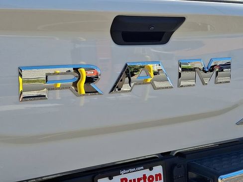New 2026 RAM 2500 Tradesman AWD/4WD image 18