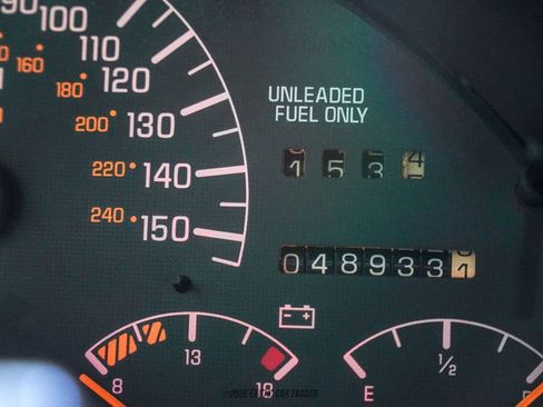 Used 1996 Pontiac Firebird Trans Am RWD image 29