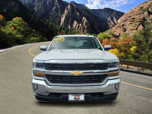Used 2018 Chevrolet Silverado 1500 LT w/ All Star Edition AWD/4WD image 6