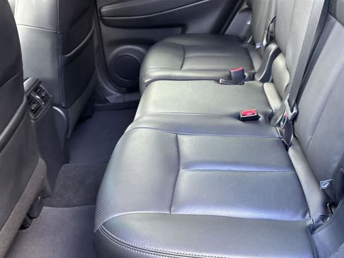 Used 2020 Nissan Rogue SL w/ Premium Package image 14