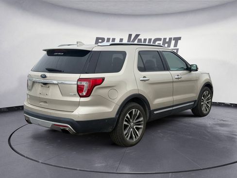 Used 2017 Ford Explorer Platinum AWD/4WD image 5