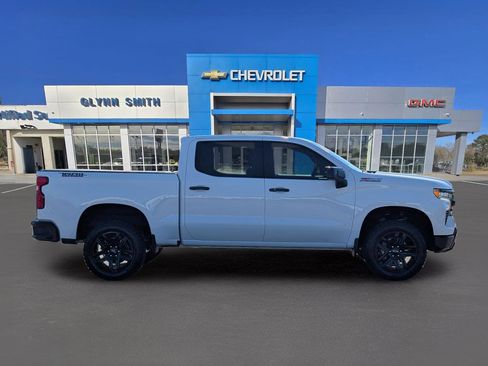 Used 2023 Chevrolet Silverado 1500 LT Trail Boss w/ Protection Package image 7