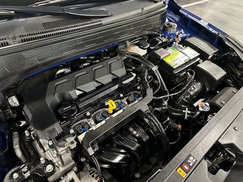 Used 2022 Hyundai Venue SEL w/ Cargo Package image 32