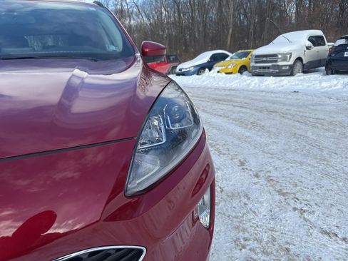 Used 2020 Ford Escape SEL image 3