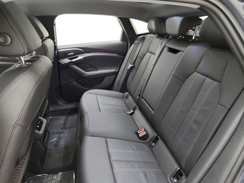 Used 2025 Audi A6 e-tron Premium Plus w/ Premium Plus RWD image 16