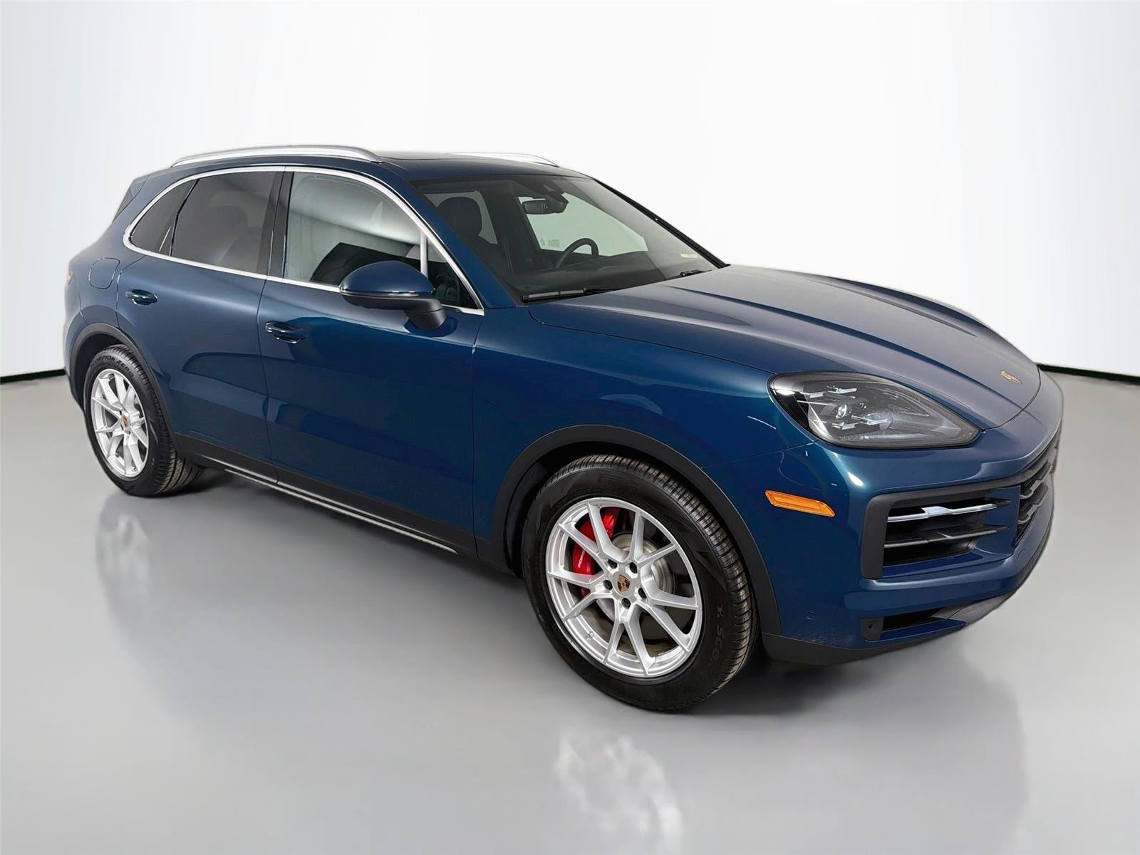 Certified 2026 Porsche Cayenne S AWD/4WD image 9