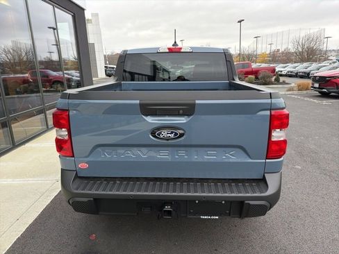 New 2025 Ford Maverick XLT w/ XLT Luxury Package image 4