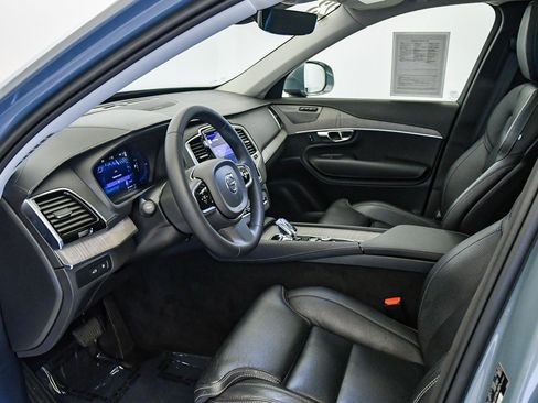 Certified 2023 Volvo XC90 T8 Ultimate w/ Protection Package Premier image 21