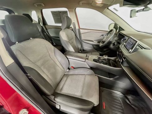 Used 2021 Nissan Rogue S FWD image 27