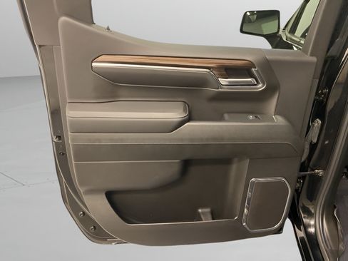 Used 2024 Chevrolet Silverado 1500 LT AWD/4WD image 19