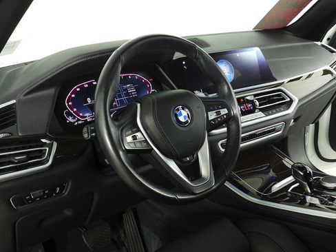 Certified 2023 BMW X5 xDrive45e w/ Climate Comfort Package image 31