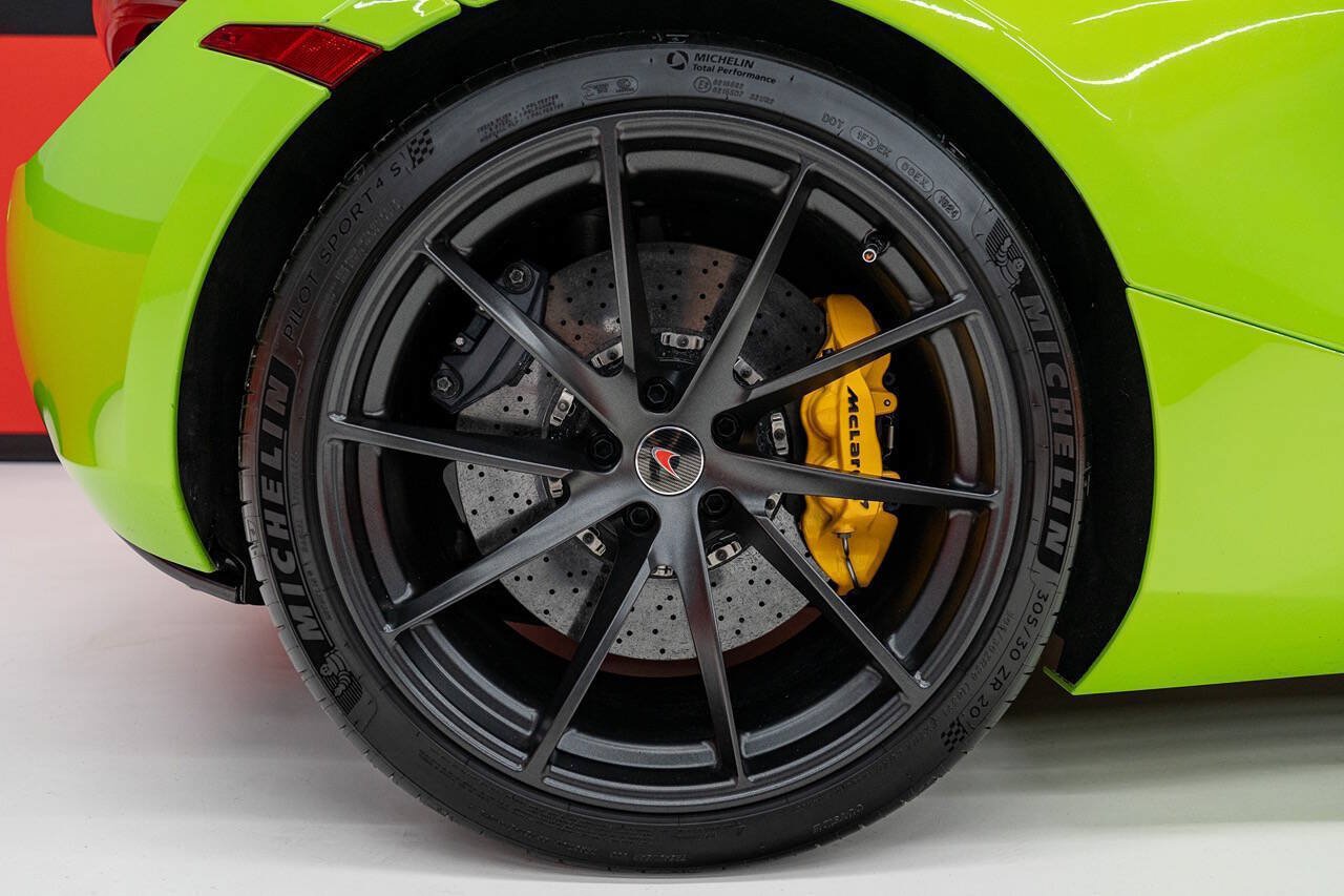 Used 2018 McLaren 720S Performance RWD image 58