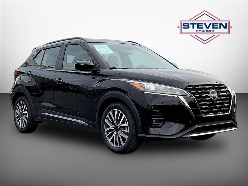 Used 2024 Nissan Kicks SR FWD image 1