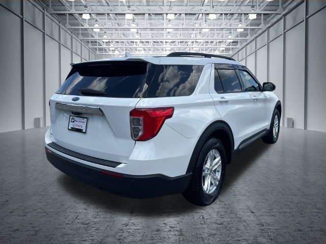 Used 2022 Ford Explorer XLT RWD image 5
