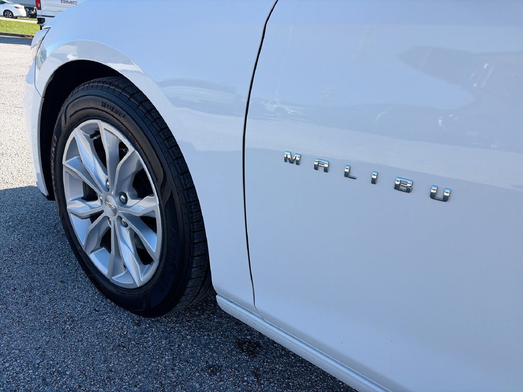 Used 2024 Chevrolet Malibu LT FWD image 14