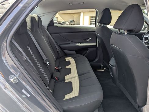 Certified 2024 Hyundai Elantra SEL FWD image 32