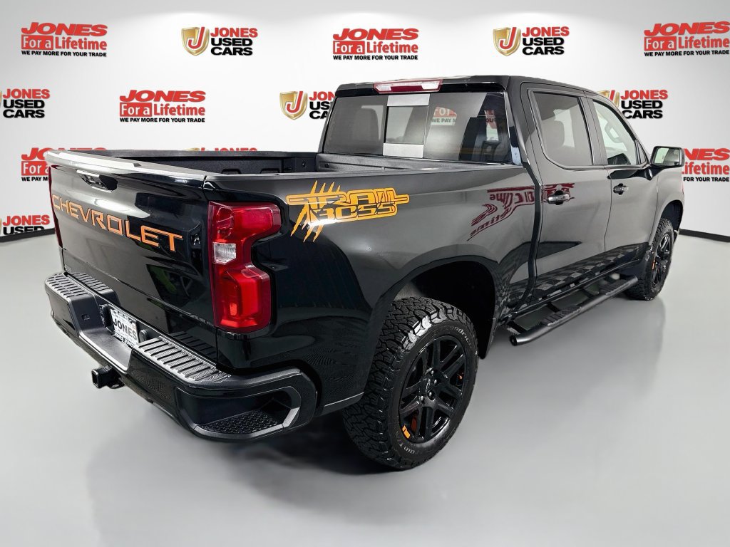 Used 2024 Chevrolet Silverado 1500 LT Trail Boss w/ Convenience Package II AWD/4WD image 16