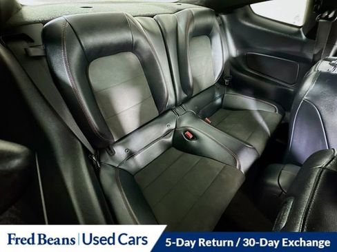 Used 2017 Ford Mustang GT Premium w/ Equipment Group 401A RWD image 32