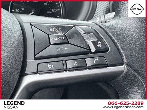 Used 2024 Nissan Kicks SV FWD image 20