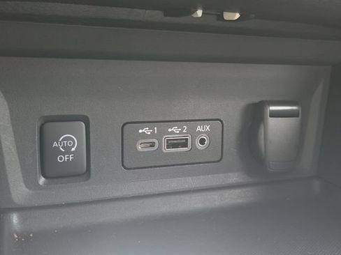 Certified 2025 Nissan Sentra SV w/ All-Weather Package FWD image 16
