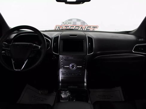 Used 2019 Ford Edge ST w/ Equipment Group 401A AWD/4WD image 11