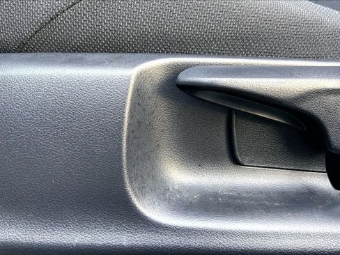 Used 2021 Toyota Corolla SE image 33