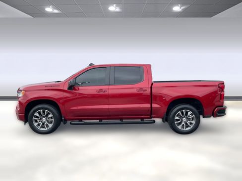 Used 2025 Chevrolet Silverado 1500 RST image 2