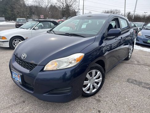 Used 2009 Toyota Matrix image 1