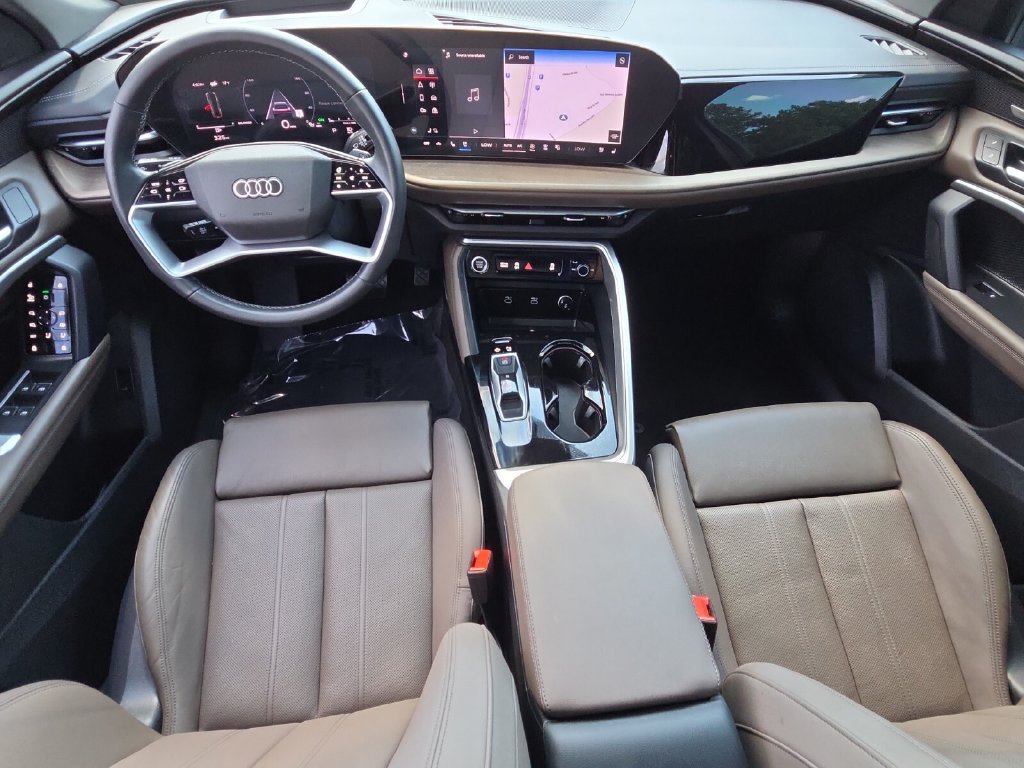 Certified 2025 Audi Q5 Premium AWD/4WD image 13