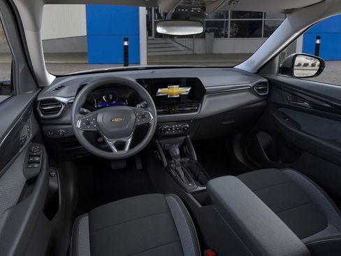 New 2026 Chevrolet TrailBlazer LT w/ Convenience Package FWD image 15