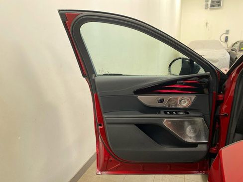 New 2026 Lincoln Nautilus Reserve image 21