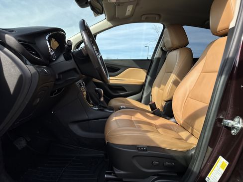 Used 2018 Buick Encore Essence image 16