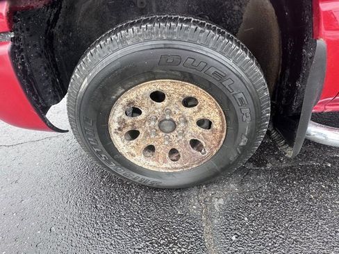 Used 2005 GMC Sierra 1500 SLE w/ Light Duty Power Package image 9