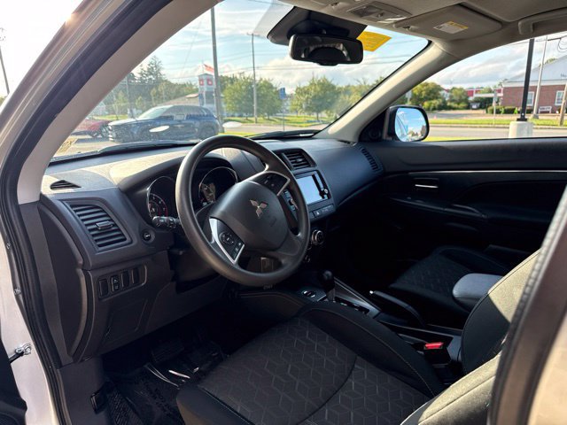 Used 2024 Mitsubishi Outlander Sport ES AWD/4WD image 12