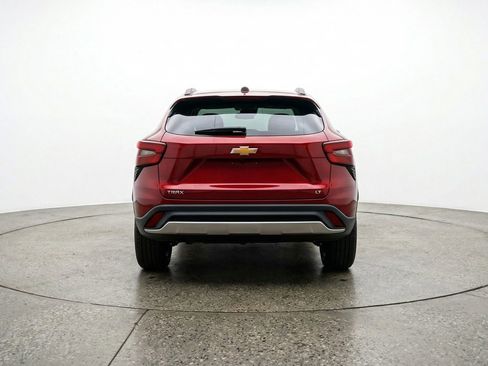Used 2025 Chevrolet Trax LT image 7