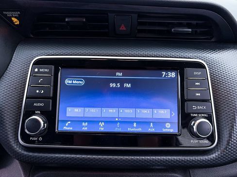Used 2021 Nissan Kicks S FWD image 18