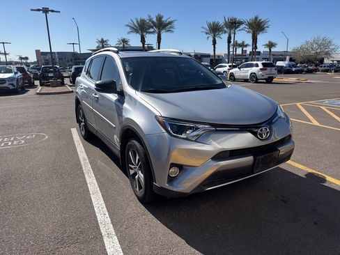 Used 2016 Toyota RAV4 XLE image 3