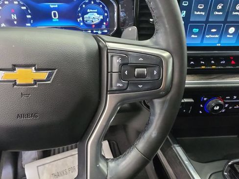 Used 2025 Chevrolet Silverado 1500 LTZ w/ LTZ Convenience Package II AWD/4WD image 17