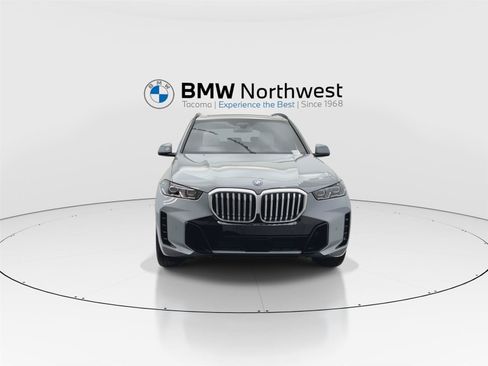 New 2026 BMW X5 xDrive50e w/ Executive Package AWD/4WD image 8