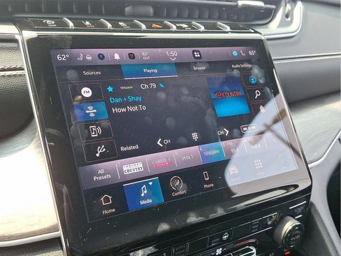 New 2025 Jeep Grand Cherokee L Limited image 13