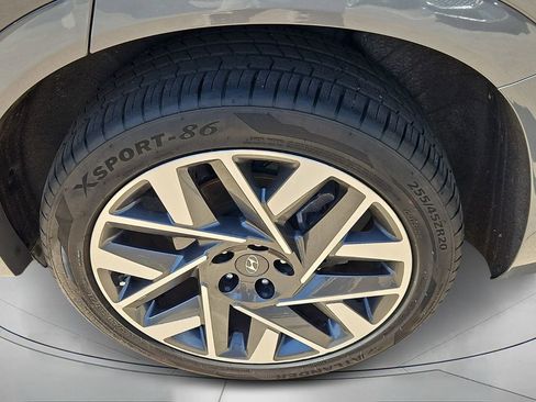 Used 2023 Hyundai Santa Fe Calligraphy w/ Cargo Package image 9