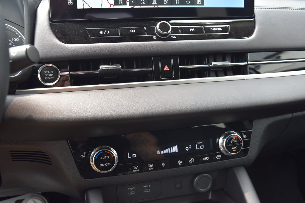 New 2025 Mitsubishi Outlander AWD image 15