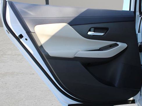 New 2026 Nissan Sentra SL FWD image 22