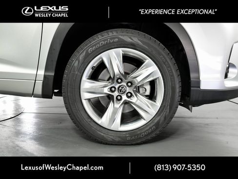 Used 2017 Toyota Highlander Limited image 5
