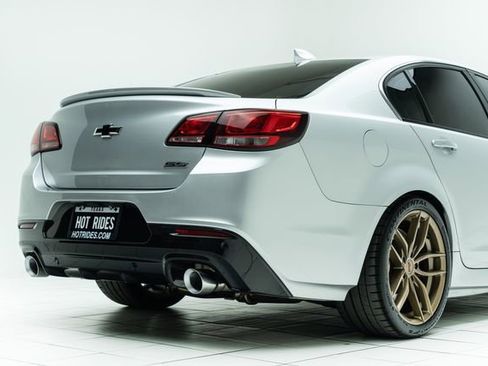 Used 2015 Chevrolet SS image 14