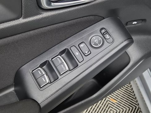 Certified 2025 Honda Civic Sport image 18