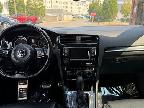 Used 2015 Volkswagen Golf R 4-Door AWD/4WD image 21